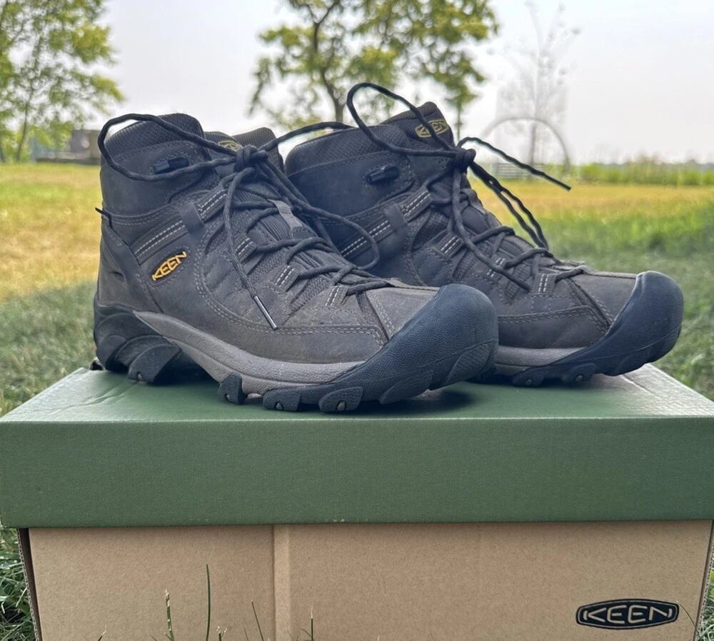 Keen Targhee 2 Men Size 8 Canteen Dark Olive Waterproof Hiking Boots NIB New